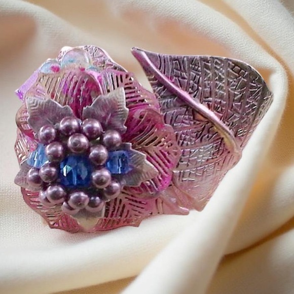 Floral Cuff, One of a kind Flower Cuff HANDCRAFTED - Picture 11 of 15